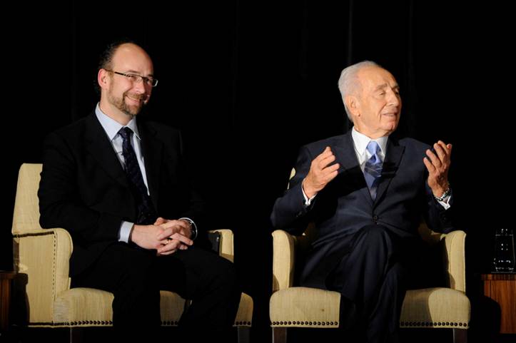 Dr Randy McIntosh with Shimon Peres